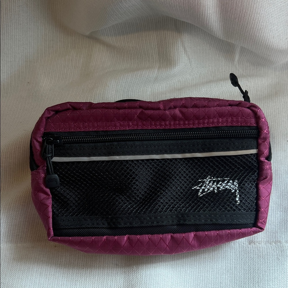 Stussy Diamond Ripstop Pouch Berry